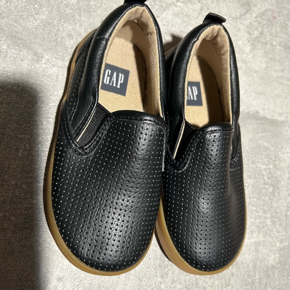 Gap toddler shoes